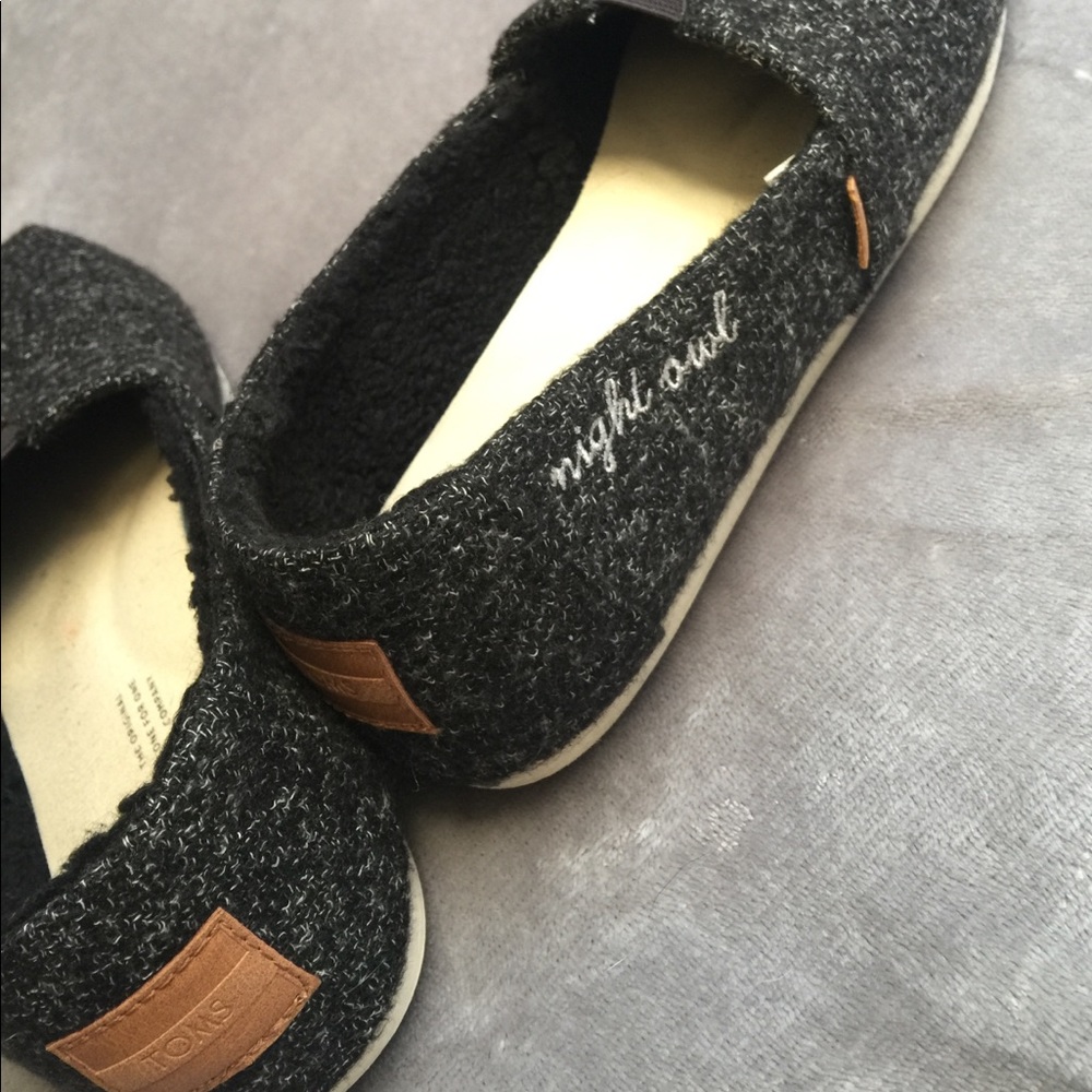 Embroidered Toms - Picture 3 of 5